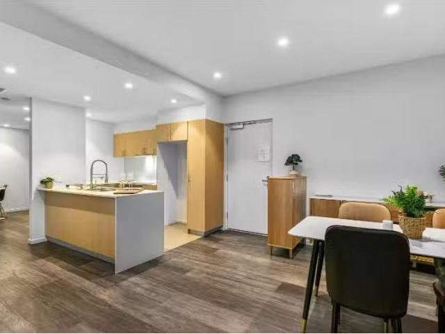 3/166 Bathurst Street, HOBART Apartment for rent Listed by So.