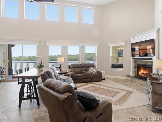 3168 Twin Rivers Point 4D
