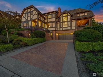 3169 NE Harrison Street, Issaquah, US, WA