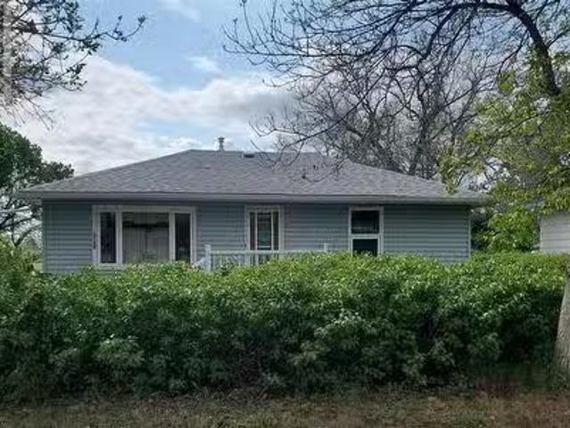 3160 Rutland Avenue, Gull Lake, SK, S0N 1A0 house for sale.