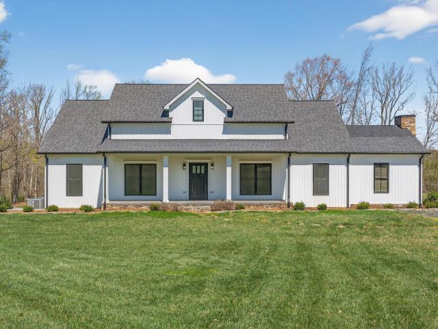 3162 Oak Hill Rd, Buckingham, VA 23921 | MLS #365615