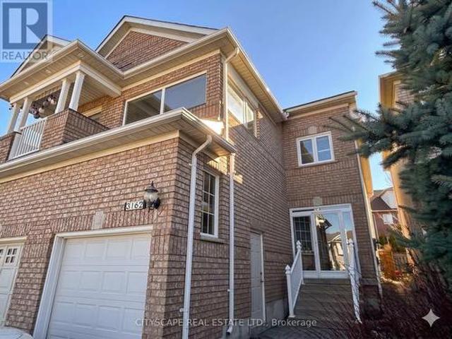 3162 Pearwood Place, Mississauga, ON, L5B 4H1 house for sale | Listing ID W13000 | Royal LePage