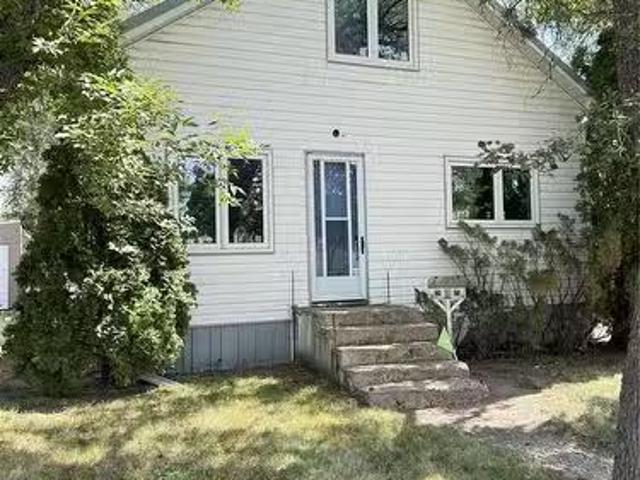 316 4Th Street, Weyburn, SK, S4H 0Y6 house for sale Listing.