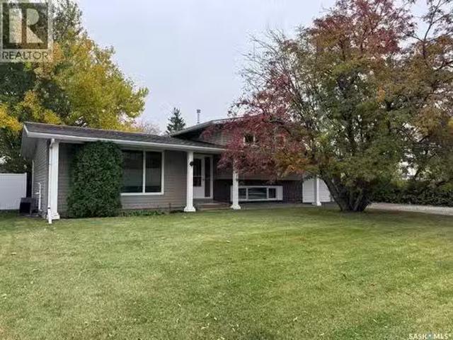 316 8Th Street E, Wynyard, SK, S0A 4T0 house for sale Listi.