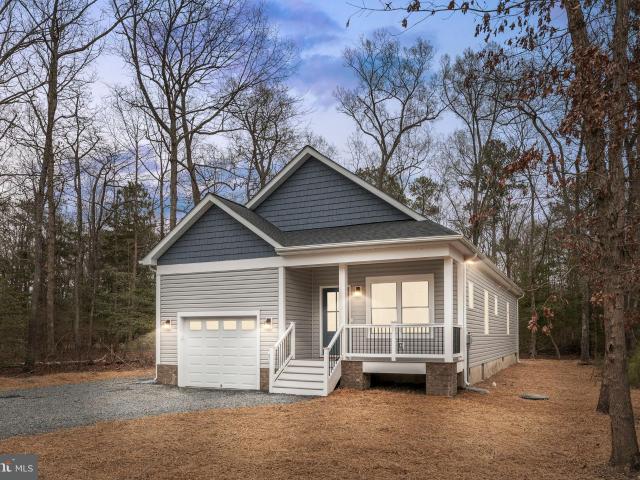 316 9th St, Colonial Beach, VA 22443 | MLS #VAWE2009