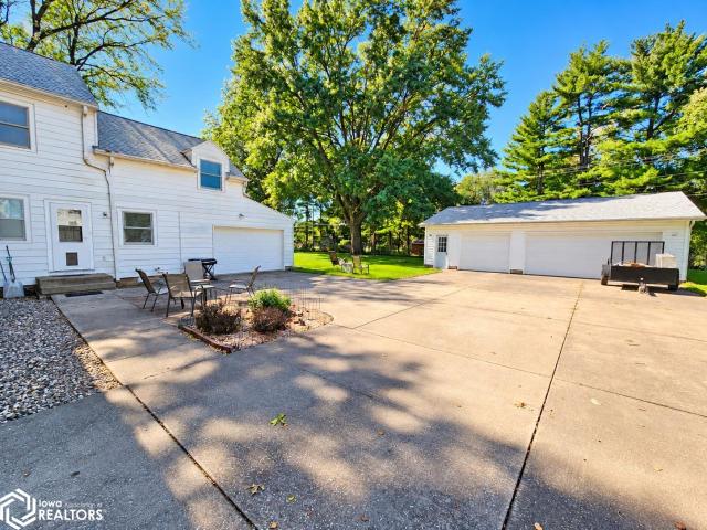 316 Crescent Drive
