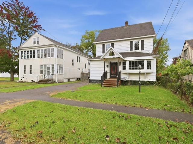 316 Berwick Road S