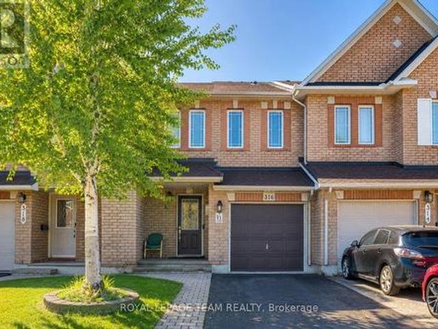 316 Bryarton Street, Ottawa, ON, K1C 7R5 house for sale | Listing ID X13646 | Royal LePage
