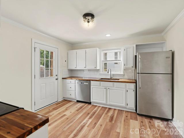 316 E 19th Street