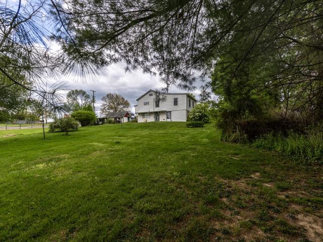 316 E Burlington Road
