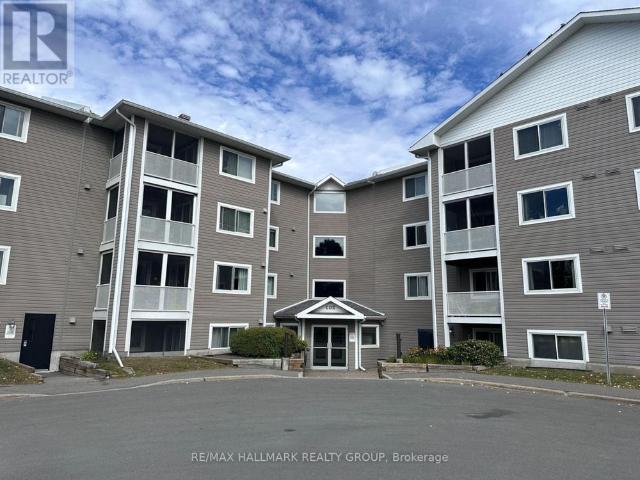 316 Lorry Greenberg Drive #102 Ottawa, ON K1T2P4