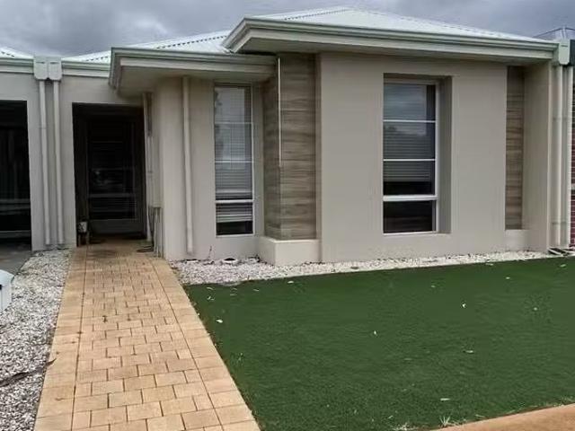 3/16 Mellidonis Crescent, KEALY, WA 6280 Unit for Rent