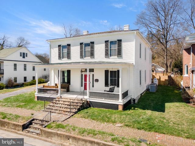 316 S Muhlenberg St, Woodstock, VA 22664 | MLS #VASH2013