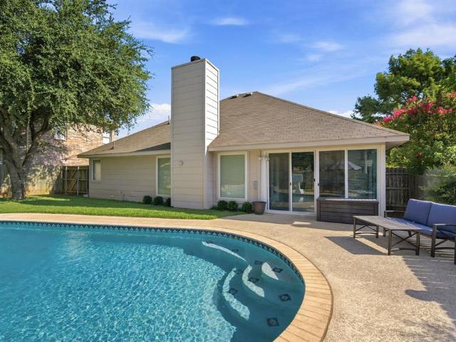 316 Willow Creek Lane