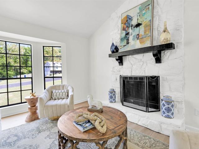 316 Willow Glen Court