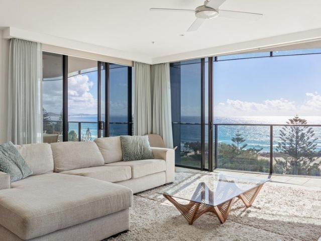 316sqm Full Floor Sky Home in the Heart of Coolangatta