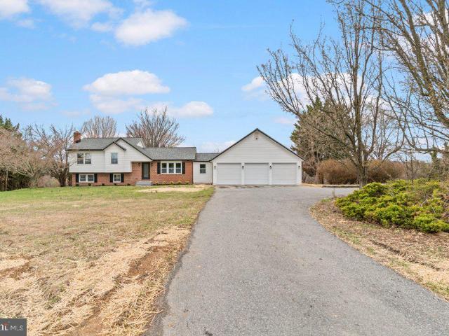 3174 Cardinal Dr, Westminster, MD 21157 | MLS #MDCR2034