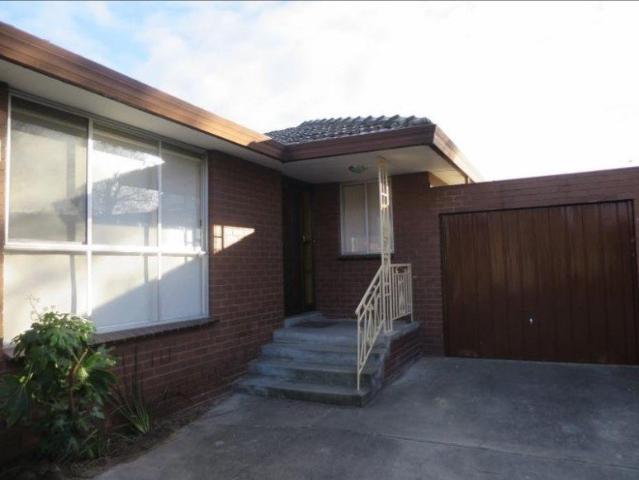 3/175 Rossmoyne Street, Thornbury