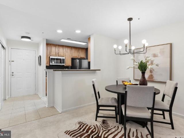 3176 Summit Square Drive # 4 B5