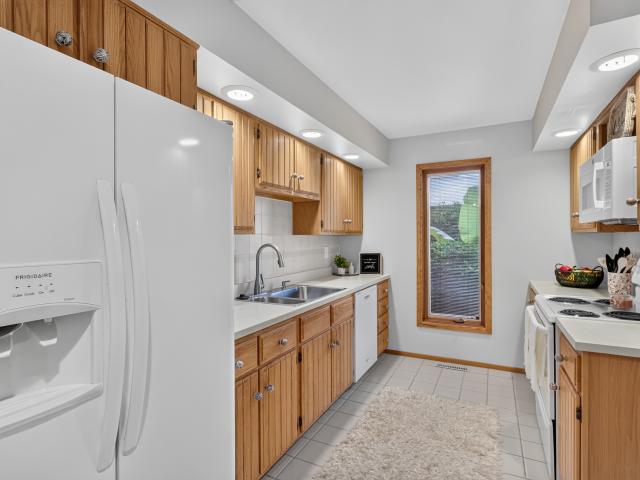 3177 Sycamore Drive # 5A