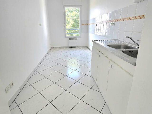 31780 CASTELGINEST T3 récent 2008 de 66.03m² Terrasse de 7.28