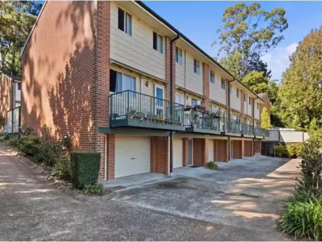 3/179 Gertrude Street, Gosford Apartment for rent Listed by O.