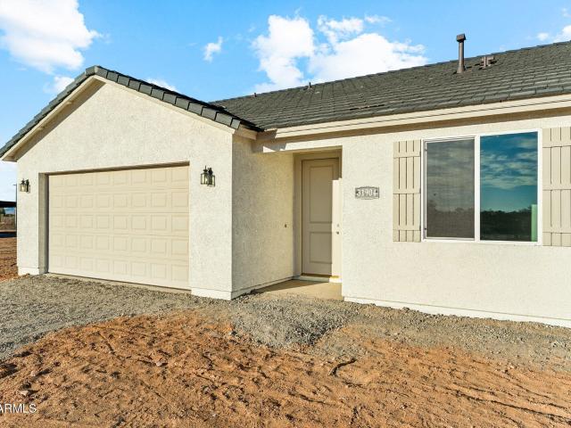 31723 w buchanan street
