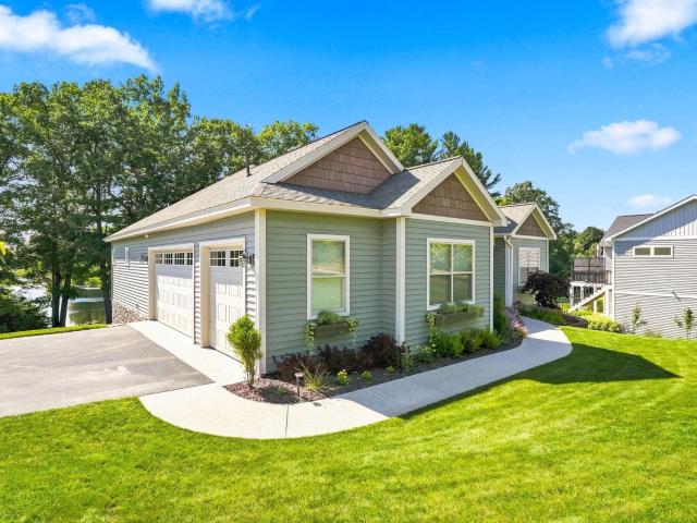 3173 Lake Meadows Circle # Lot: 5