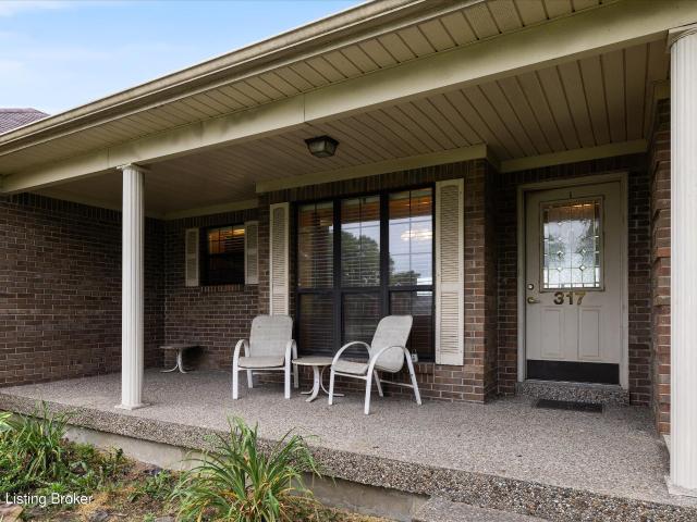 317 Centerview Dr
