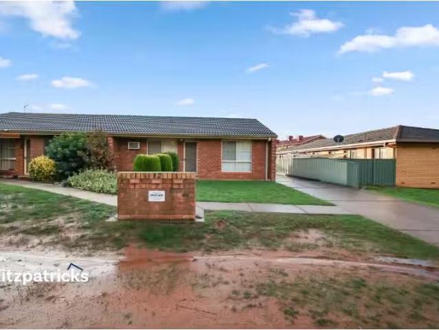 3/17 Bulolo Street, Ashmont Apartment for rent Listed by Rent.