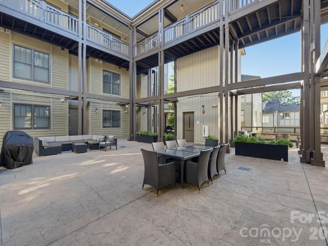317 E Tremont Avenue # 105