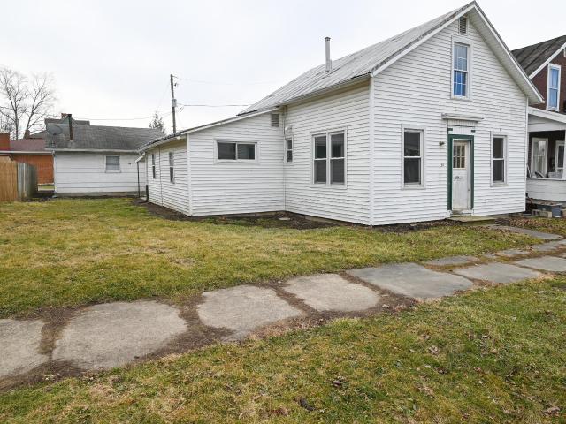 317 E Rensselaer Street
