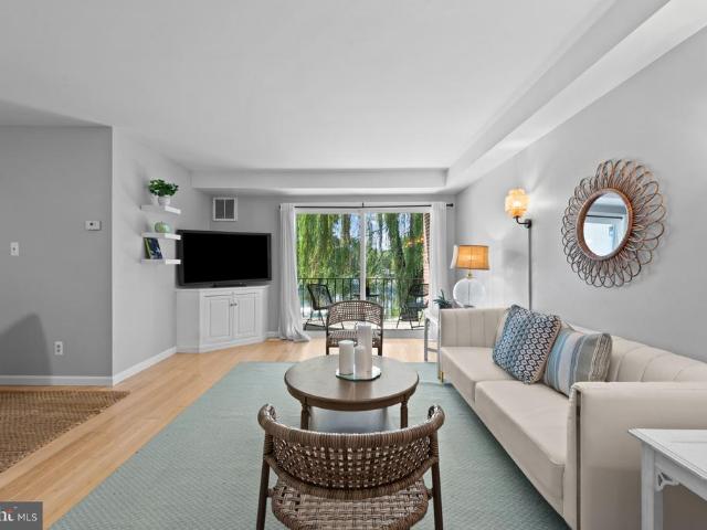 317 Homeland Southway # 2B
