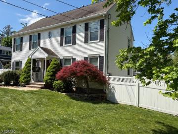 317 Livingston St