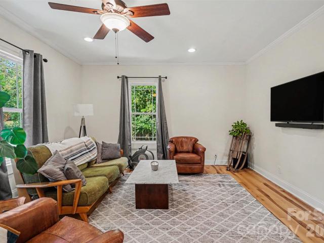 317 Mccardell Street # 10