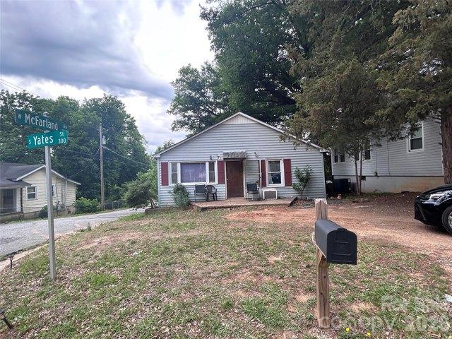317 S Yates St, Gastonia, NC 28052