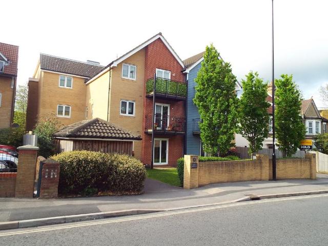 317 Portswood Road, Southampton, SO17 2 bed apartment to rent £1,250 pcm £288 pw