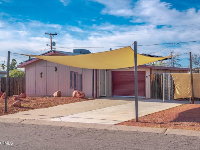 317 Peretz Cir, Morristown, AZ 85342 | MLS #6967
