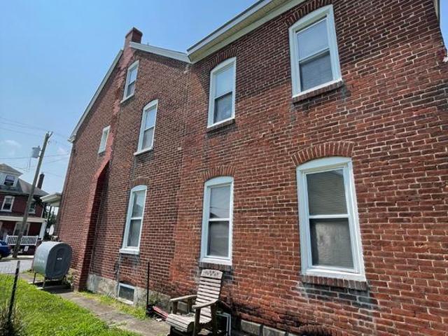 317 W Race Street
