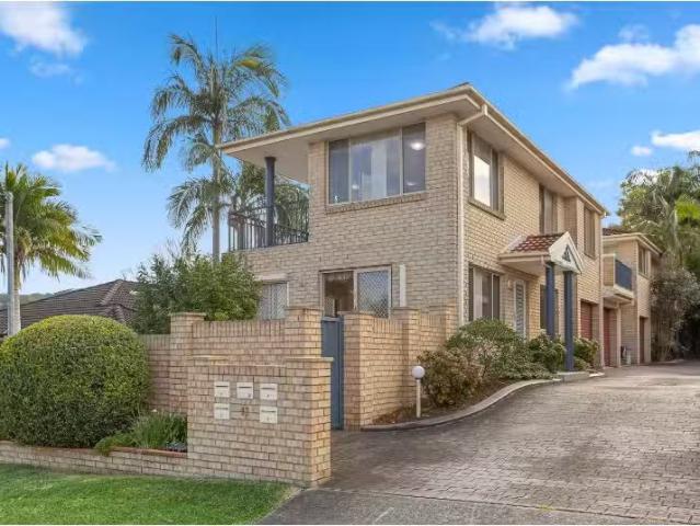 3/17 Webb Street, EAST GOSFORD Townhouse for rent Listed by G.