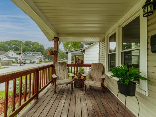 317 Wilson Ave