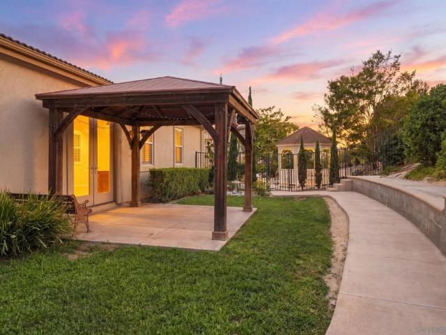 317 Valley Heights