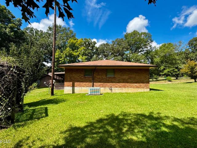 3186 Mccomb Holmesville Road