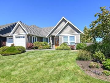 3186 Royal Vista Way, Courtenay, BC, V9N 9X3 house for sale | Listing ID 1041 | Royal LePage