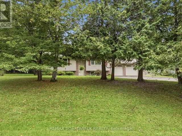 3187 Mcdonald'S Corner Road, Lanark Highlands, ON, K0G 1K0 house for sale | Listing ID X13689 | Royal LePage