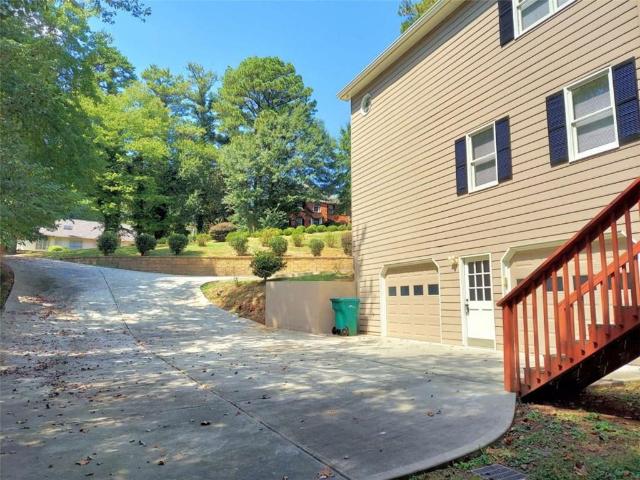 3188 Country Club Court