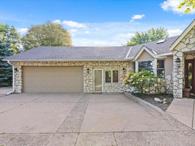 31813 Lakeway Drive NE