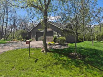 3181 N Crystal Springs Rd, Unit 14 & 13, Janesville, WI 53545 | MLS #2021