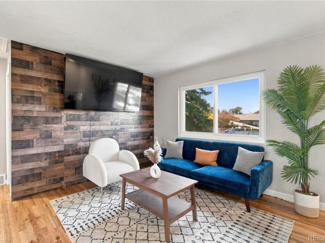 3181 N Kassler Place