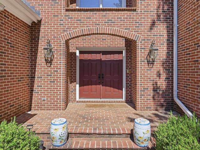 3182 Wallingford Ln